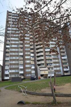 Ausenansicht - Ein Zimmer Wohnung - 500,00&nbsp;EUR Kaltmiete, ca.&nbsp; 30,00&nbsp;m&sup2;&nbsp;Wohnfl&auml;che