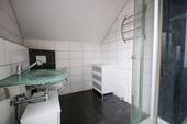 Badezimmer Dachgeschoss Haupthaus - 