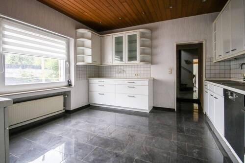 Küche EG Anbau - Mehrfamilienhaus, Wohnhaus mit 387,00 m&sup2; in Mönchengladbach zum Kaufen