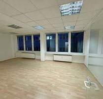 Logistiker im Haus - 2.550,00 EUR Kaltmiete, in Oberschleißheim (PLZ: 85764)
