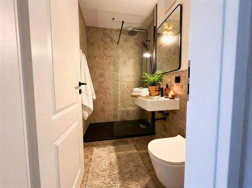 Badezimmer _visualisiert mit KI - 