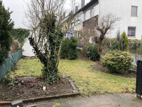 Bild 3 - 8 Zimmer Reihenmittelhaus in Schwabach