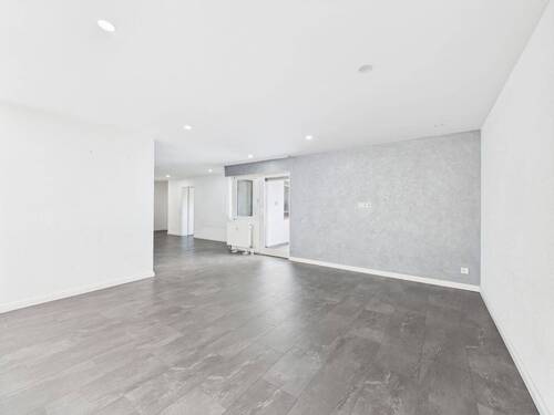 Wohnzimmer - Etagenwohnung mit 100,00 m² in Böblingen zum Kaufen