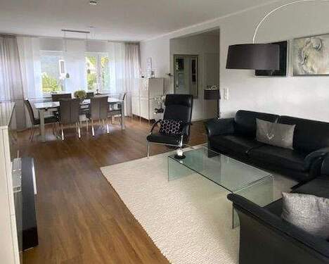 3Wohnraum - 4 Zimmer Etagenwohnung in Köln / Rodenkirchen