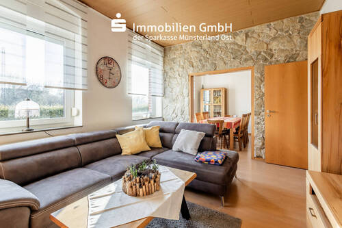 Wohnbereich im Erdgeschoss (2) - 6 Zimmer Einfamilienhaus in Ahlen