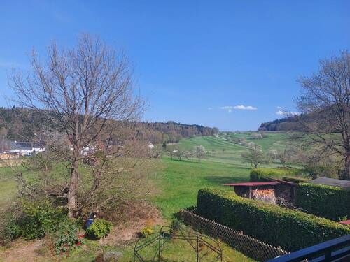 Ausblick - Naturnahe, helle 4-Zimmerwohnung in Althof zu vermieten!