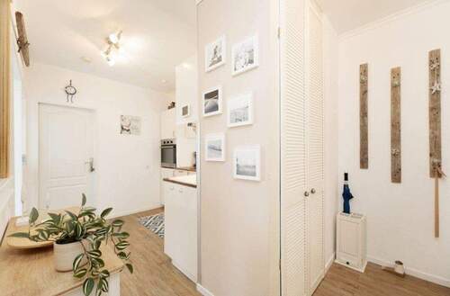 Teilansicht Eingang - 