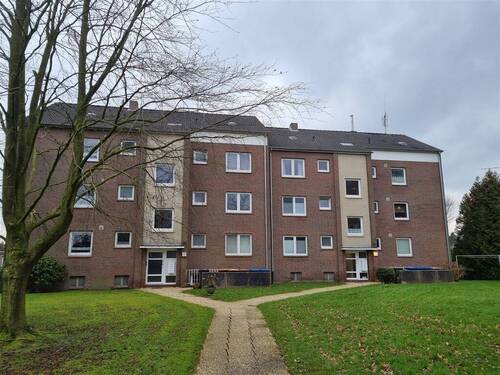 Hausansicht - 3 Zimmer Etagenwohnung zum Kaufen in Jever