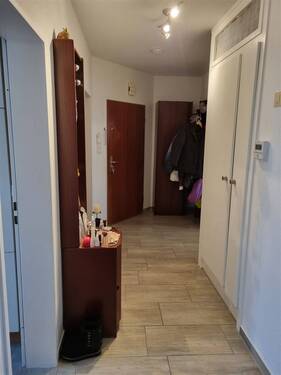 Flur - 3 Zimmer Etagenwohnung in Jever