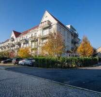 Wohn-Nutzfläche auf über 200 qm: Beletage-Wohnung mit Garten und zwei Balkonen - Berlin Spandau