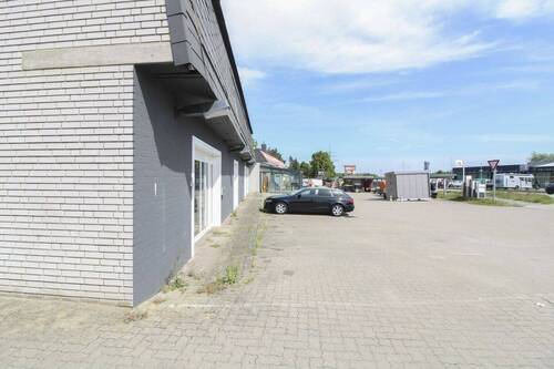 Parkplatz - 