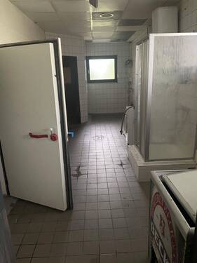 Gewerbefläche zur Vermietung - 