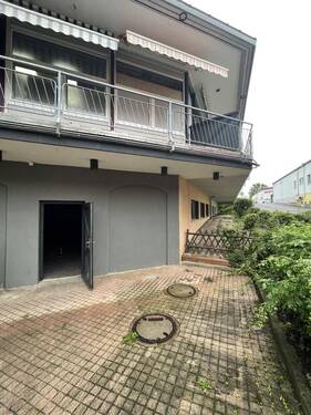 Einkaufspark Eingang - 