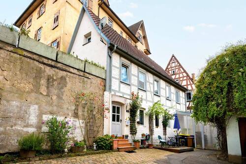 Außenansicht - 5 Zimmer Einfamilienhaus zum Kaufen in Backnang