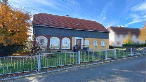 Frontansicht - 5 Zimmer Einfamilienhaus zum Kaufen in Schönbach