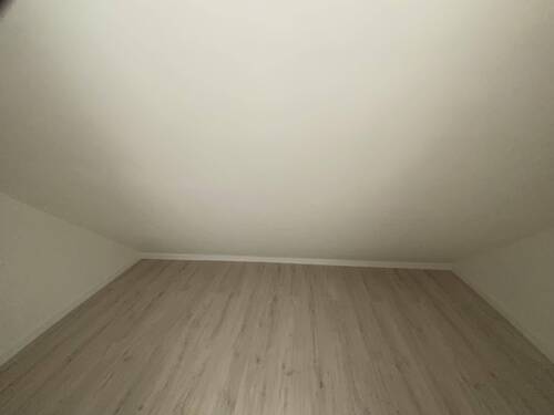 Abstellraum/begehbarer Schrank - 