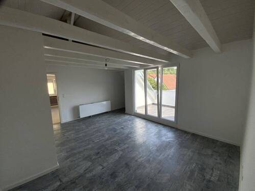 Wohnzimmer - 3 Zimmer Etagenwohnung zum Kaufen in Albstadt