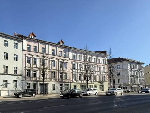 Straßenansicht - 2 Zimmer Etagenwohnung zur Miete in Frankfurt (Oder)