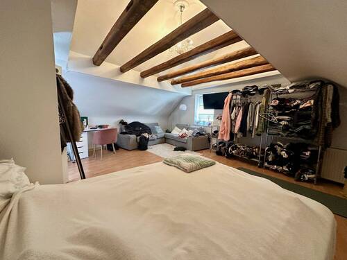 Schlafzimmer DG - 