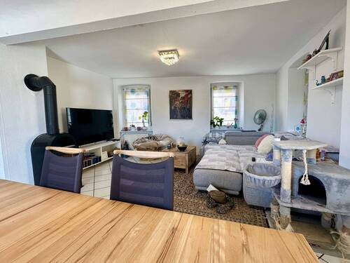 Blick auf Wohnbereich - Einfamilienhaus mit 110,00 m&sup2; in Zell am Main zum Kaufen