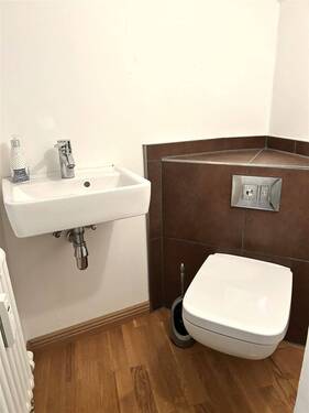 WC - 
