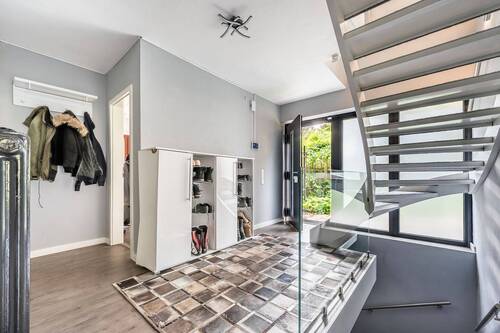 Eingangsbereich - Einfamilienhaus mit 180,60 m&sup2; in Hamburg zum Kaufen