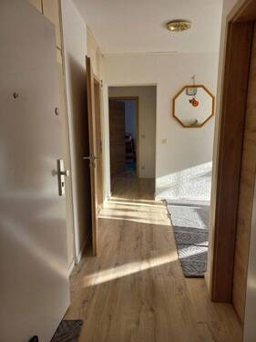 Bild 3 - 4 Zimmer Etagenwohnung in Heilbronn