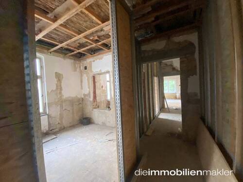 Erdgeschoss - Mehrfamilienhaus, Wohnhaus mit 430,00 m&sup2; in Luckau zum Kaufen