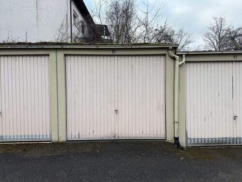 Garage Ansicht 1 - 