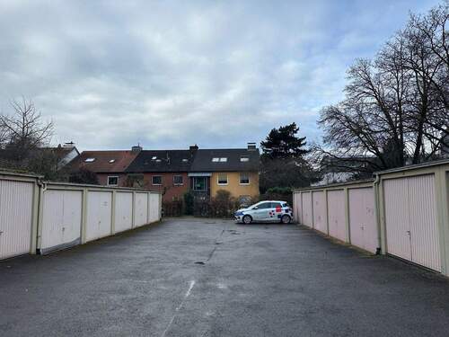 Garage Ansicht Umgebung - 