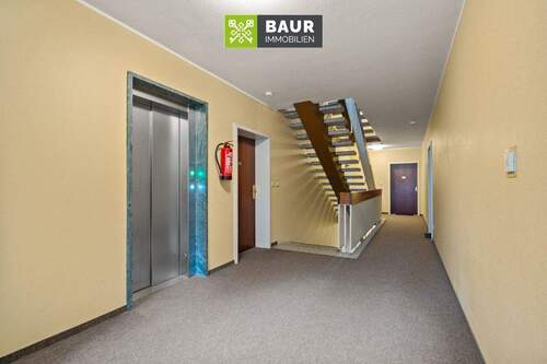 Treppenhaus im 1.OG - 