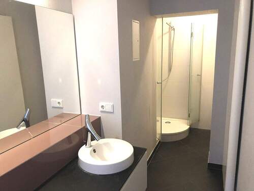 Bad.JPG - 3 Zimmer Etagenwohnung in Schwerin