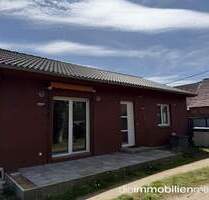 2 Häuser! Platz für die ganze Familie- Liebevoll saniertes Bauernhaus + Town & Country Bungalow und Backsteinscheue - Luckau Willmersdorf-Stöbritz