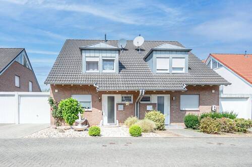 WWW.BOUWENS.DE - 5 Zimmer Doppelhaushälfte zum Kaufen in Wassenberg / Myhl
