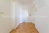 Flur - 2 Zimmer Etagenwohnung in Dresden