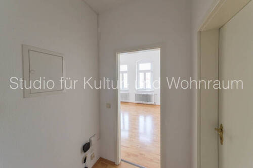 Blick in Richtung Wohnküche - Etagenwohnung mit 64,40 m² in Dresden zur Miete