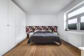 Schlafzimmer EG - 
