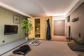 Sauna und Ruhebereich Keller - 