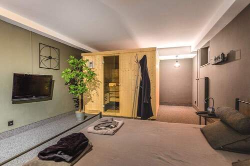 Sauna und Ruhebereich Keller - 