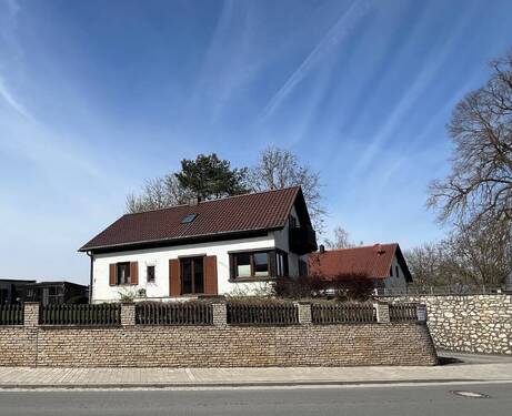 Bild 2 - 4 Zimmer Einfamilienhaus zum Kaufen in Aufhausen