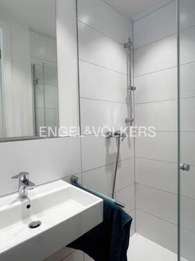 Zweites Bad mit Dusche - 