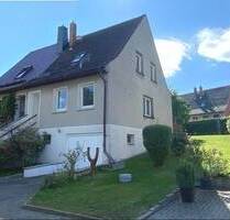 Perfekt für ein neues Kapitel - 89.800,00&nbsp;EUR Kaufpreis, ca.&nbsp; 103,00&nbsp;m&sup2;&nbsp;Wohnfl&auml;che in Berthelsdorf (PLZ: 02747)