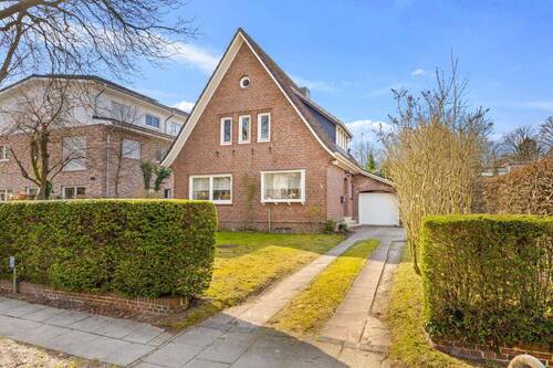Vorderansicht - 6 Zimmer Einfamilienhaus zum Kaufen in Hamburg