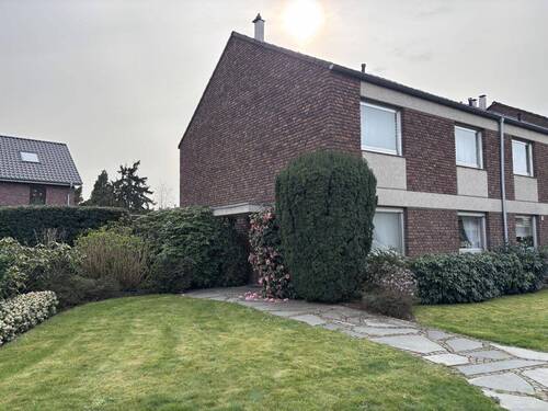 Straßenansicht - 4 Zimmer Reihenendhaus zum Kaufen in Tönisvorst