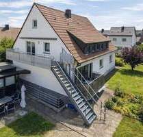 Raum für Familie, Nähe und Rückzug - Flexibles Einfamilienhaus mit Einliegerwohnung - Bempflingen