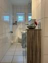 Gäste-WC mit Dusche - 