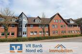 . - Freie 2-Zimmer-DG-ETW mit Stellplatz in Zentrumslage