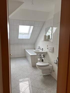 Badezimmer - Etagenwohnung mit 66,00 m&sup2; in Gotha zur Miete
