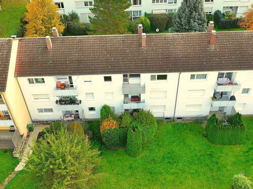 Hausansicht Westseite 2.OG Grünfläche u. Balkon - 