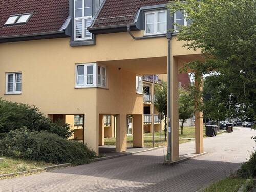 Durchfahrt zur Wohnung - 